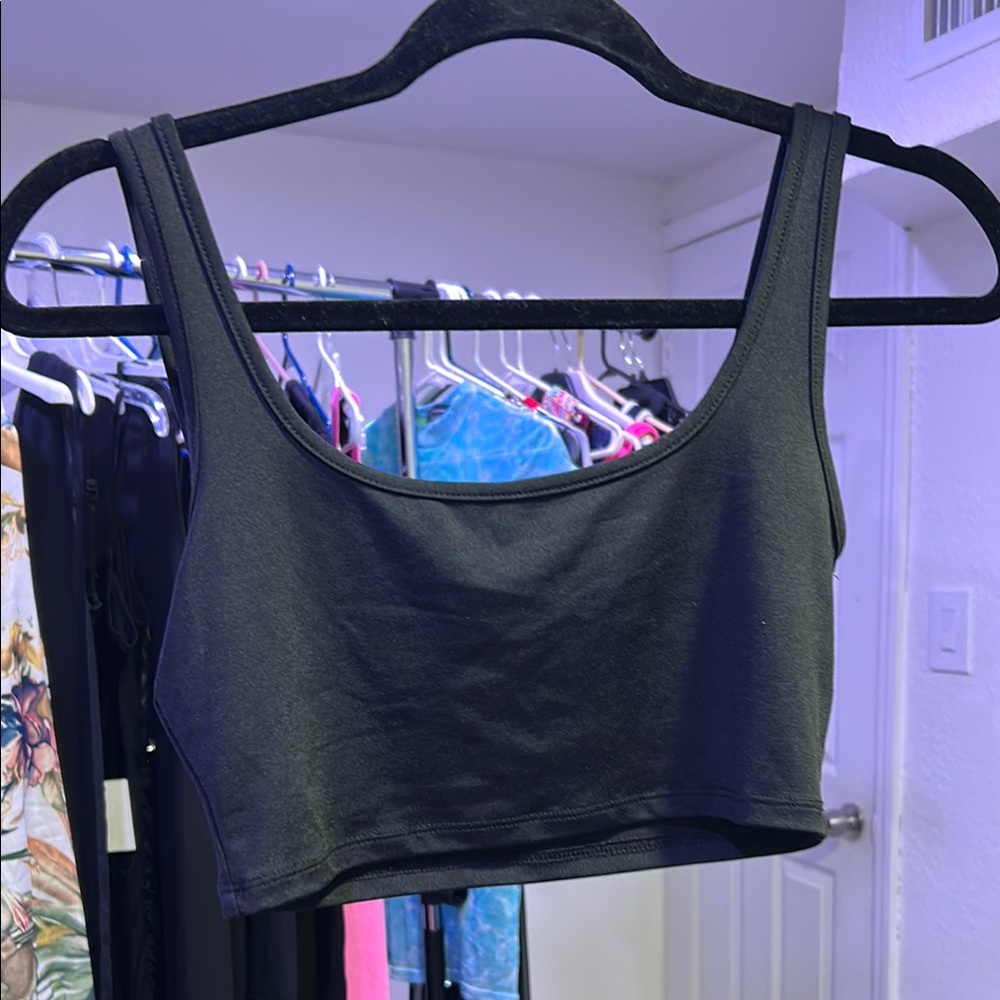 Black Cropped Tank Top